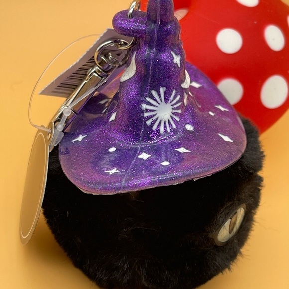 GLOW-IN-THE-DARK BLACK CAT POM
PocketBac Holder w free Pocketbac Sani - Picture 5 of 9